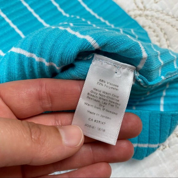 -Talbots (sz L) mockneck sleeveless knit top - Picture 3 of 6